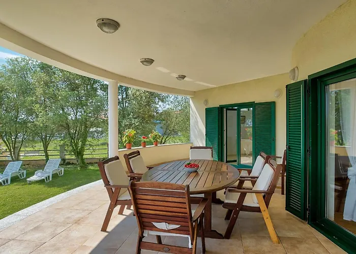 Jadranka Vikendica Bibinje