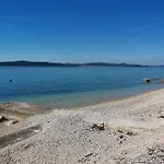 Jadranka بيت للعطل